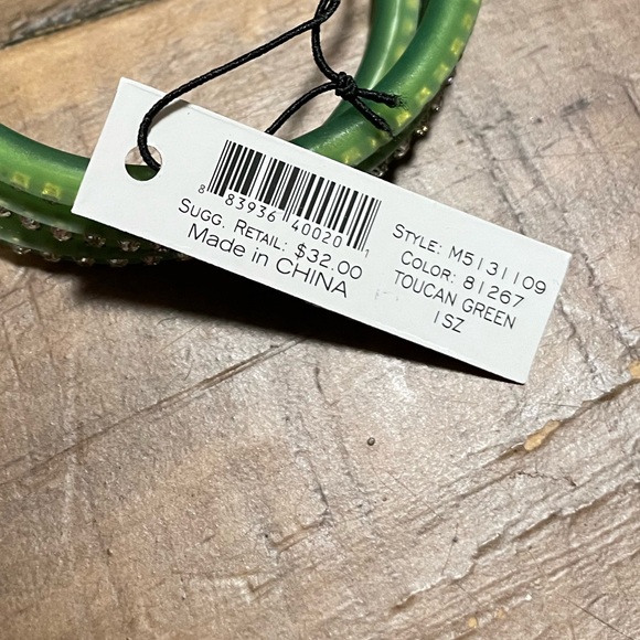 Marc By Marc Jacobs Slinky Bracelet Toucan Green NWT - Picture 5 of 5